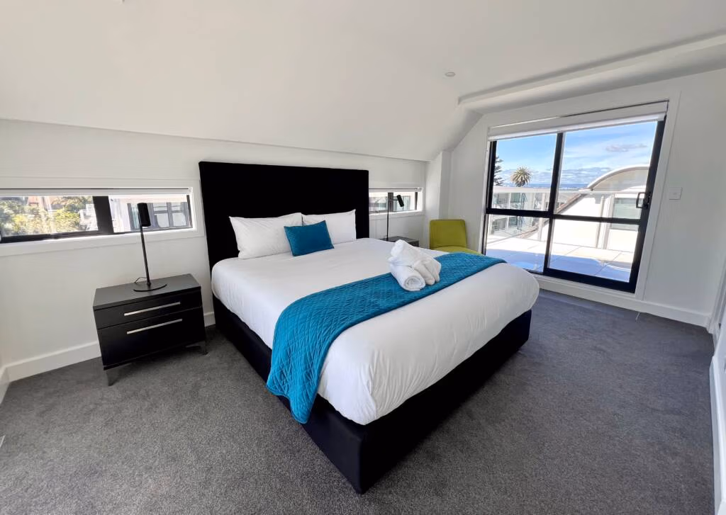 Penthouse Apartment large bedroom with King bed